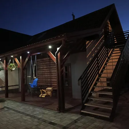 Dom W Chomranicach-domek Grillowy