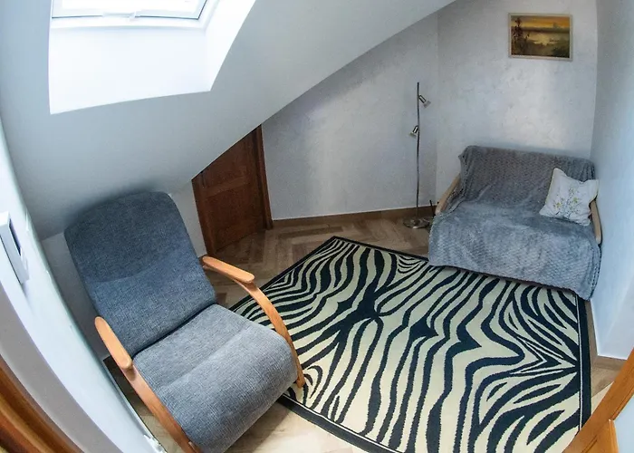 Dom W Chomranicach-domek Grillowy Lägenhet Chomranice