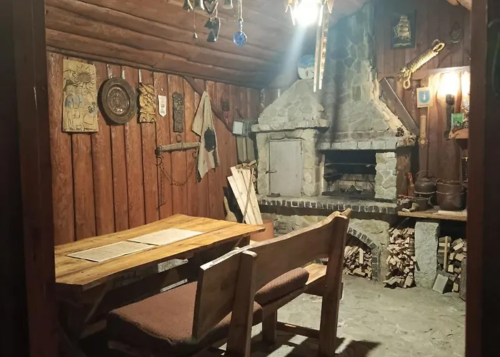 Dom W Chomranicach-domek Grillowy Lägenhet *